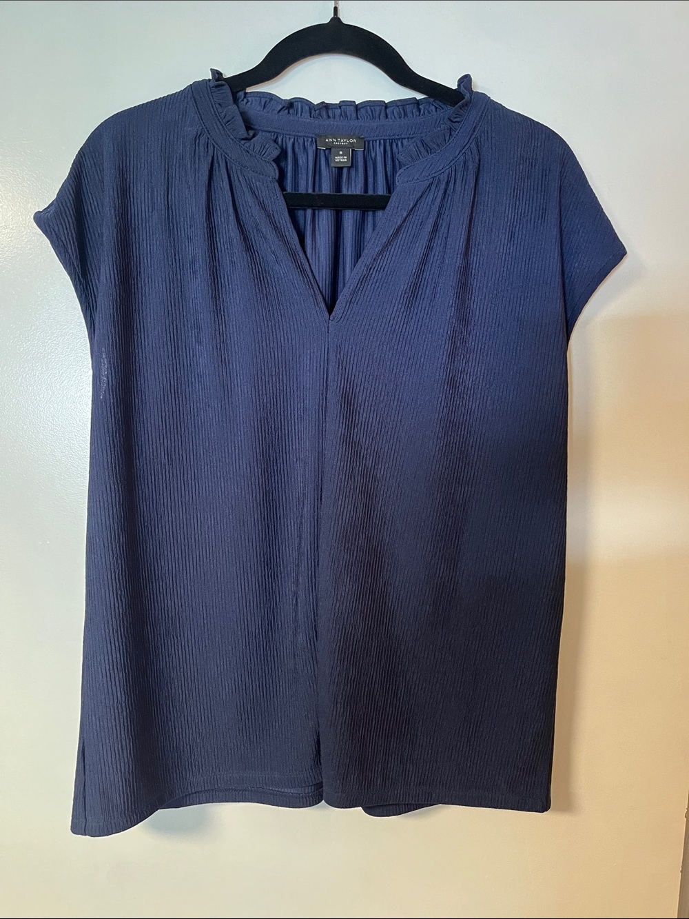 Ann Taylor Navy Textured Short-Sleeve Ruffle Neck Blouse